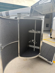 2 Horse Angle Load Camper Float L860 SN - Image 32