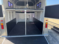 2 Horse Straight Load Float S SN 772.C