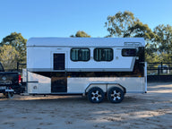 2 Horse Angle Load Camper Float Compact Overnighter SN 2.1 - Image 48