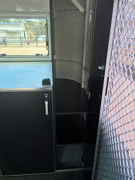 3 Horse Angle Load Camper Float L500 SN - Image 62